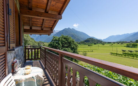 Fuentes: Propriété, Immobilier, Maison, Pièce, Bâtiment, Montagne, Domicile, Biens, Chalet, Herbe