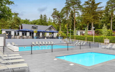 Beekbergen 404: Piscine, Propriété, Bâtiment, Maison, Immobilier, Loisir, Domicile, Biens, Centre De Loisirs, Architecture
