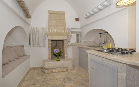Masseria Pagliamonte: Propriété, Pièce, Design Intérieur, Bâtiment, Tuile, Cambre, Architecture, Biens, Immobilier, Sol