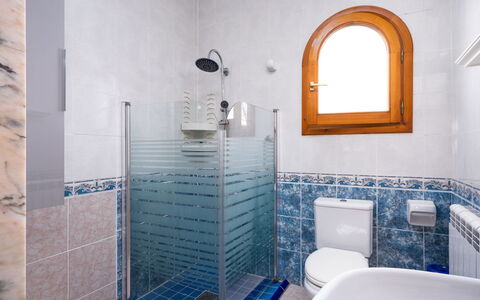 Mirador: Salle De Bains, Propriété, Pièce, Tuile, Sol, Immobilier, Design Intérieur, Bâtiment, Architecture, Maison