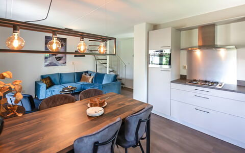 Citta Romana: Bois, Éclairage, Pièce, Design Intérieur, Meubles, Table, Plafond, Sol, Comptoir, Design Intérieur