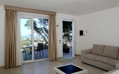 Villa Aurora: Meubles, Canapé, Confort, Bois, Design Intérieur, Salon, Sol, Ombre, Canapé-Lit