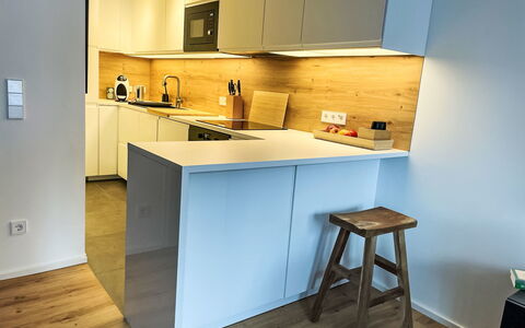 Auszeit: Comptoir, Cuisine, Meubles, Design Intérieur, Sol, Cabinetry, Appareil De Cuisine, Sol, Bois, Principaux Appliance