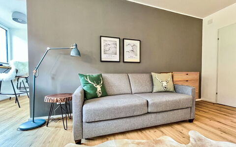 Auszeit: Meubles, Design Intérieur, Sol, Canapé, Sol, Mur, Salon, Bois, Pièce, Domicile