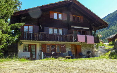 Zermatt 79: Maison, Propriété, Domicile, Bâtiment, Immobilier, Chalet, Architecture, Toit, Ferme, Montagne
