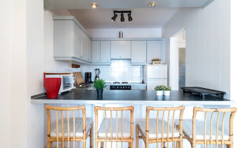 Caballito de Mar: Meubles, Pièce, Propriété, Cuisine, Design Intérieur, Produit, Cabinetry, Plafond, Salle À Manger, Bâtiment