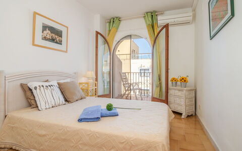 Caballito de Mar: Chambre, Meubles, Pièce, Propriété, Lit, Design Intérieur, Cadre De Lit, Drap De Lit, Bâtiment, Mur