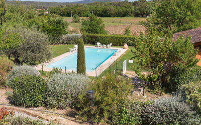 Figanieres 602: Plante, L'Eau, Ciel, Communauté Des Plantes, Botanique, Paysage Naturel, Piscine, Lot Terre, Arbre, Herbe