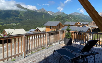 Premium #58 mit Sauna & Sprudelbad 20.5: Ciel, Nuage, Bâtiment, Propriété, Montagne, Maison, Bois, Arbre, Architecture, Ombre
