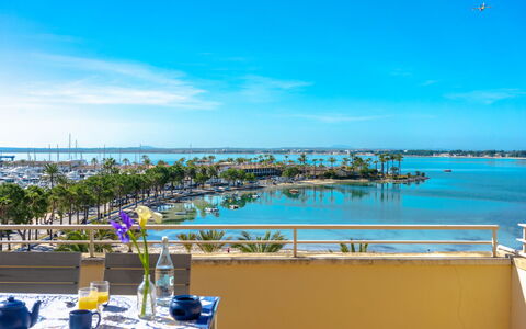 Nautic Sea Views: Bleu, Ciel, Turquoise, Mer, Bleu Azur, Vacances, Balcon, Océan, Été, Plage
