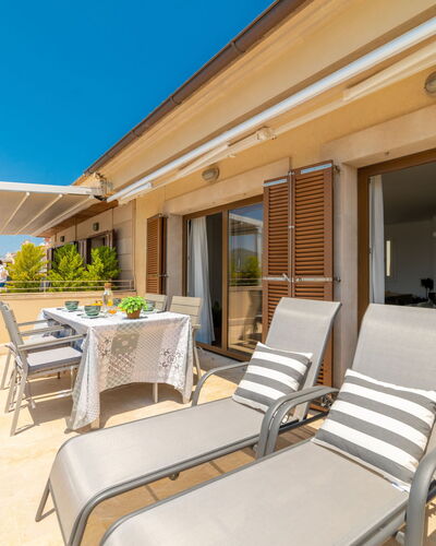 Nautic Sea Views