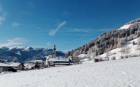 Sonnseit Living: Nuage, Ciel, Montagne, Neige, Pente, Arbre, Calotte Glaciaire, Paysage, Des Loisirs, Géologique Phénomène
