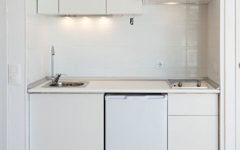 Logement:&nbsp;Neighbours Beach 100.6