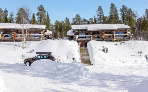 Sallanhelmi E2: Chalet, Maison, Domicile, Batiments Jardin, Siding, Cabane En Rondins, Ferme, Biens, Cabanon, Cour