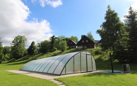 Holiday Hill 30: Nuage, Ciel, Plante, Arbre, Ombre, Lot Terre, Paysage Naturel, Herbe, Pente, Paysage