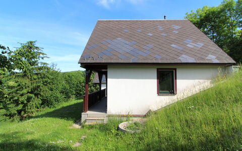 Holiday Hill 32: Ciel, Plante, Bâtiment, Propriété, Communauté Des Plantes, Nuage, Paysage Naturel, Maison, Lot Terre, Arbre