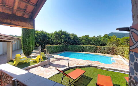 Bois D'Astros: Piscine, Recours, Biens, Hacienda, Loisir, Jardin, Eco Hôtel, Ombre, Arrière-Cour, Ferme