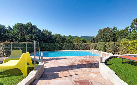 Bois D'Astros: Bleu, Piscine, Recours, Ombre, Jardin, Aménagement Paysager, Eco Hôtel, Caractéristique De L'Eau, Arrière-Cour, Mobilier De Jardin