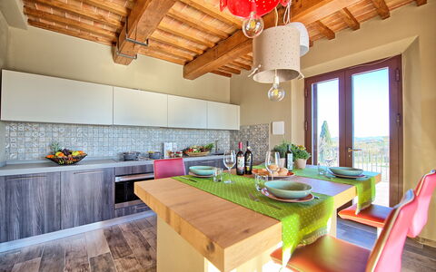 Villa Massimiliano: Propriété, Pièce, Meubles, Bâtiment, Design Intérieur, Comptoir, Cuisine, Maison, Plafond, Immobilier