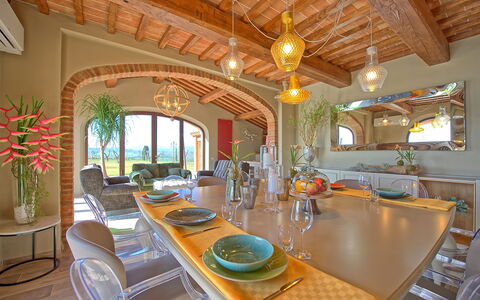 Villa Massimiliano: Propriété, Pièce, Bâtiment, Design Intérieur, Salle À Manger, Immobilier, Plafond, Meubles, Biens, Table