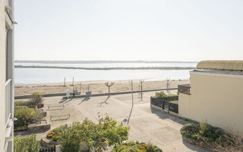 Les Portes de la Plage: Plante, L'Eau, Ciel, Cotiers Et Relief Océaniques, Design Urbain, Immobilier, Paysage, Ombre, Bois, Arbre