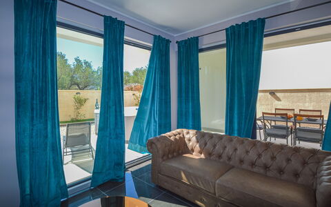 Prova 1: Pièce, Rideau, Propriété, Bleu, Design Intérieur, Traitement De Fenetre, Meubles, Salon, Couvre-Fenêtres, Turquoise