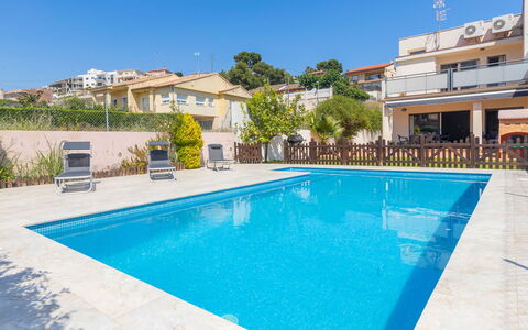 Nova: Piscine, Propriété, Bâtiment, Immobilier, Maison, Loisir, Zone Résidentielle, Appartement, Vacances, Biens