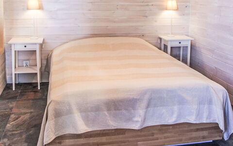 Dom Przy Cisowym Jarze: Meubles, Sol, Lit, Chambre, Sol, Bois, Design Intérieur, Drap De Lit, Literie, Parquet