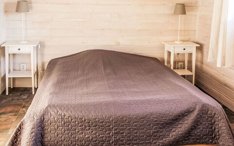 Dom Przy Cisowym Jarze: Bois, Sol, Sol, Chambre, Linge, Drap De Lit, Parquet, Meubles, Marron, Lit