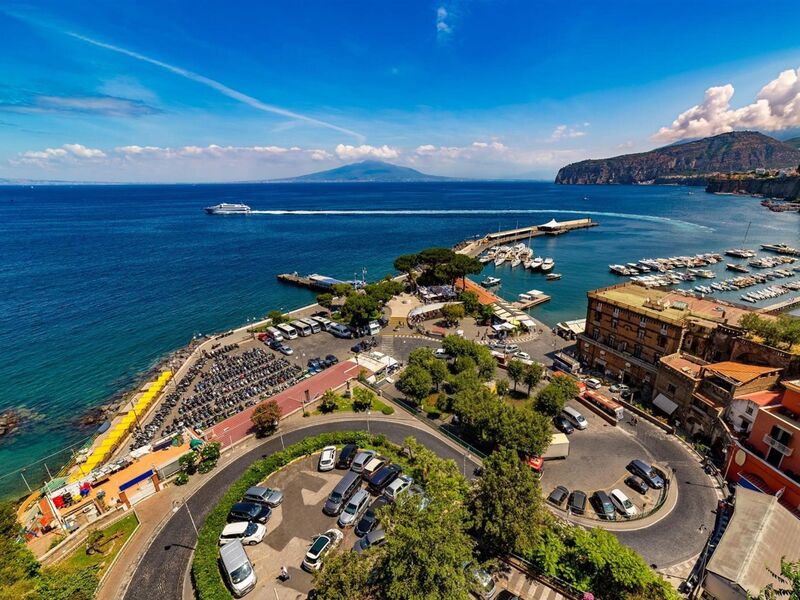 luxury-blues-apartment-sorrento-apartment-external