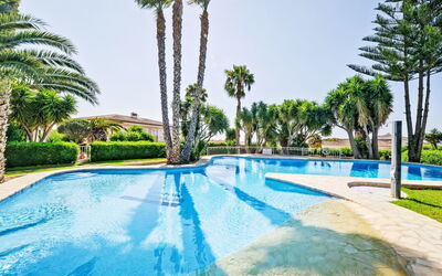 Calpe Calp 463: Bleu, Piscine, Recours, Loisir, Tropiques, Ombre, Eco Hôtel, Aménagement Paysager, Hôtel