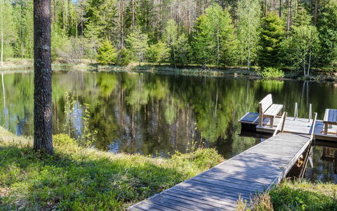 Purola: Arbre, Banque, Maison, Chalet, Lac, Étang, Forêt, Cabane En Rondins