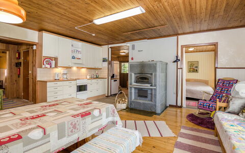 Purola: Arbre, Banque, Maison, Chalet, Lac, Étang, Forêt, Cabane En Rondins