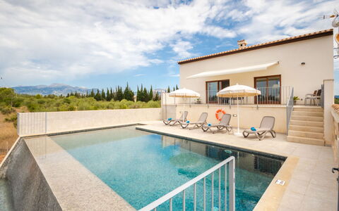 Son Vivot: Propriété, Maison, Immobilier, Piscine, Bâtiment, Domicile, Biens, Zone Résidentielle, Pièce, Architecture