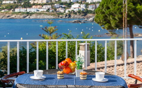 El Morer: Propriété, Immobilier, Vacances, Patio, Recours, Bâtiment, Maison, Table, Pièce, Meubles