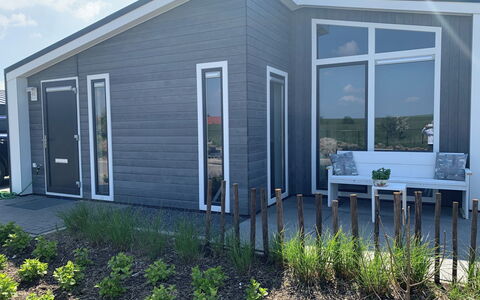 Wemeldinge 220: Maison, Propriété, Domicile, Siding, Bâtiment, Immobilier, Chalet, Porche, Façade, Architecture