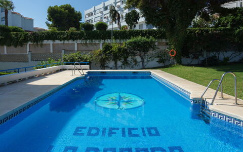 La Dorada: Piscine, Propriété, Loisir, Immobilier, L'Eau, Vacances, Maison, Recours, Biens, Bâtiment