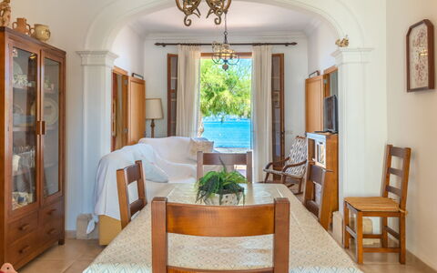 Sa Marina: Pièce, Propriété, Meubles, Bâtiment, Salle À Manger, Design Intérieur, Maison, Plafond, Table, Immobilier