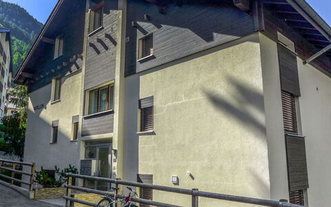 Papillon: Propriété, Maison, Architecture, Bâtiment, Mur, Façade, Quartier, Immobilier, Domicile, Matériel De La Propriété