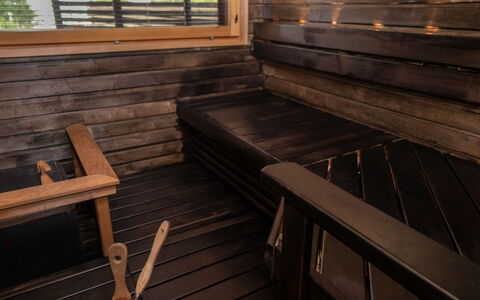 Tahko Spa Suites Orange B 1: Bois, Chalet, Tache De Bois, Dur, Cabane En Rondins, Planche, Plafond, Matériau Naturel, Lumber, Batiments Jardin