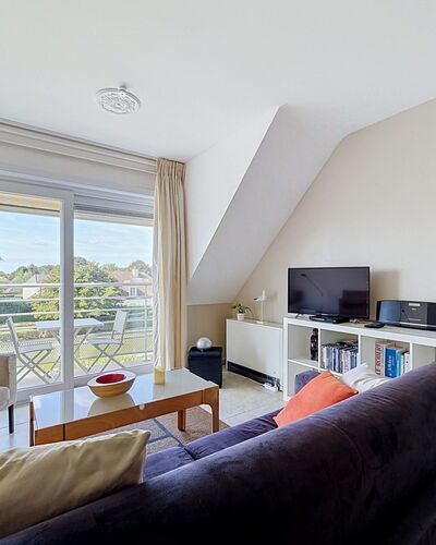 Green Lake Retreat with Balcony 280.21
