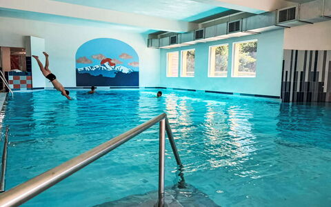 Bolquere 651: Piscine, Loisir, Recours, Hôtel, Ville Resort, Centre De Loisirs