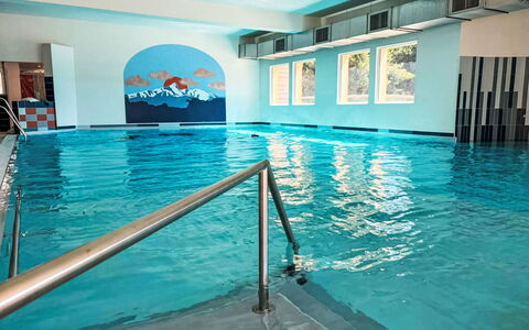 Bolquere 651: Piscine, Loisir, Recours, Hôtel, Centre De Loisirs
