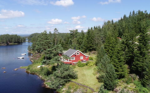 Ogge: L'Eau, Nuage, Ciel, Plante, Arbre, Paysage Naturel, Lac, Montagnes, Maison, Bateau