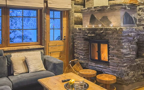 Kelotorppa B: Bois, Design Intérieur, Meubles, Sol, Salon, Chalet, Plafond, Pièce, Cabane En Rondins, Dur
