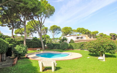 Pals 850: Jardin, Pelouse, Aménagement Paysager, Ombre, Cour, Biens, Conception, Arrière-Cour, Hacienda, Piscine