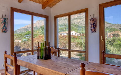 Villa Finca Labranza: Pièce, Propriété, Bâtiment, Porche, Maison, Dur, Table, Meubles, Fenêtre, Design Intérieur