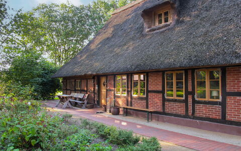 Sandbostel 601: Plante, Bâtiment, Propriété, Fenêtre, À Déchaumer, Ciel, Maison, Arbre, Chalet, Bois