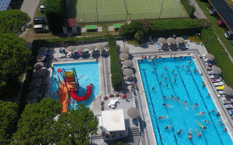 Bungalow Mare: Piscine, Loisir, Design Urbain, Photographie Aérienne, Des Loisirs, Paysage, Parc Aquatique, Architecture, Vue Du Ciel, Parc