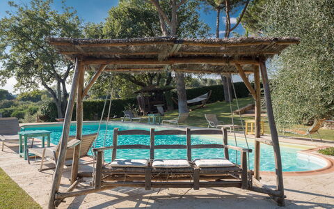 Villa Poggiospinoso: Pavillon, Loisir, Belvédère, Ombre, Meubles, Mobilier De Jardin, Arbre, Pergola, Structure En Plein Air, Canopée